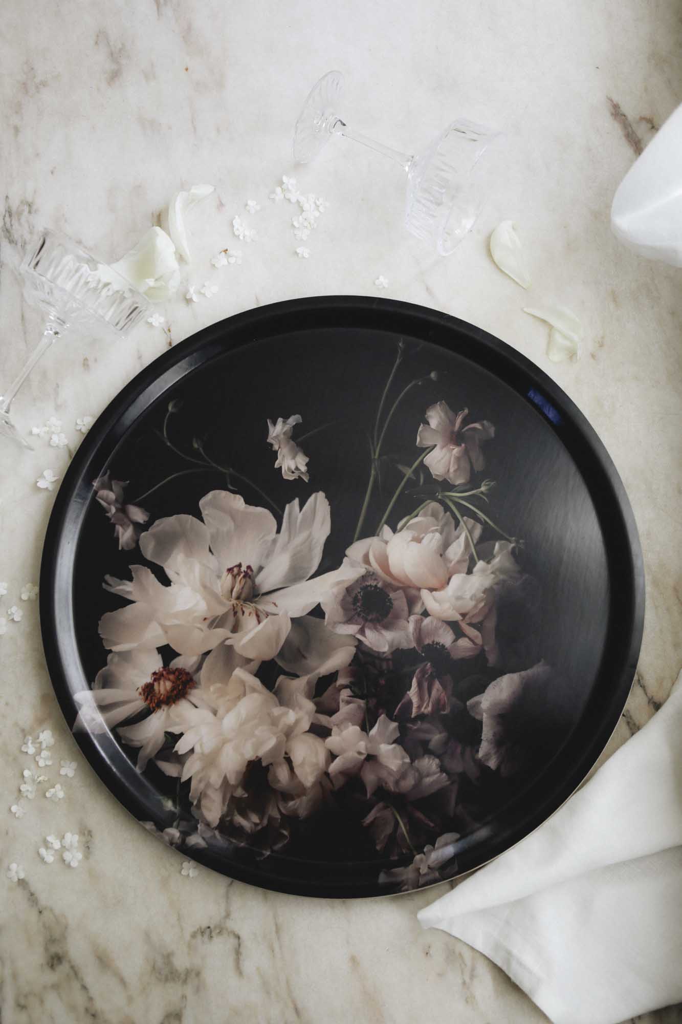 Bricka 45 cm "Helhet"